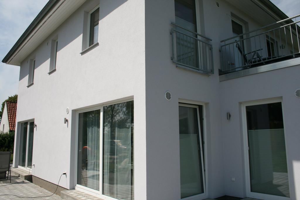 Uebernachtung Bei Michael - Ferienwohnung Rostock Exterior photo